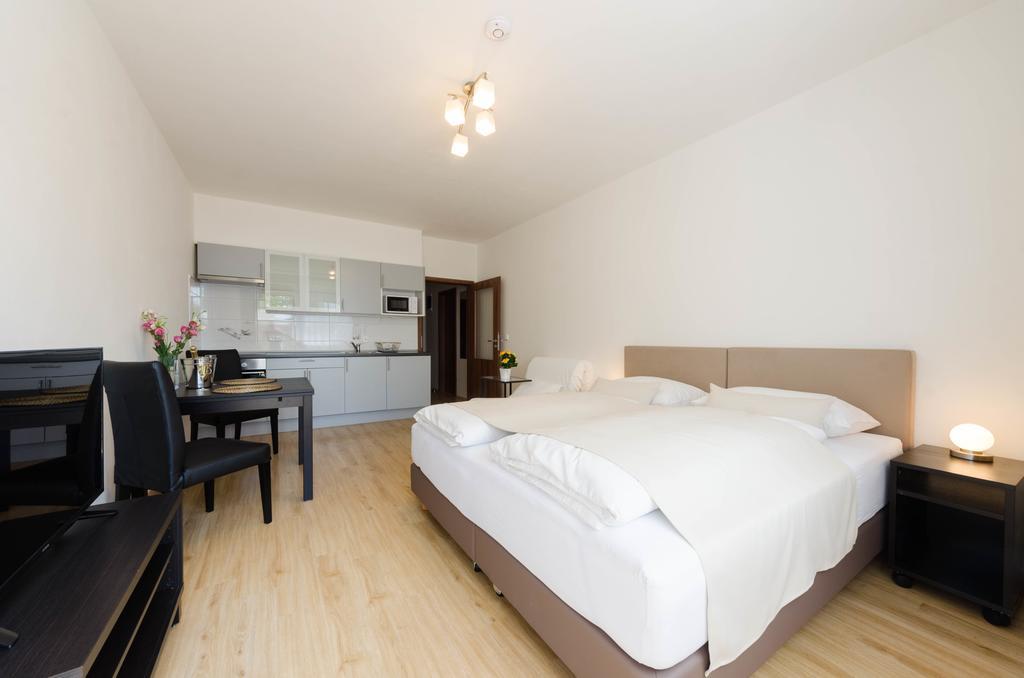 Pension Zlicin Praha Rom bilde